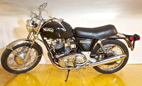 Norton Commando 750 cc del 1971