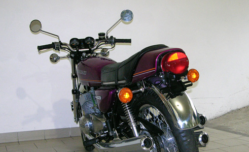 Kawasaki KH 400cc del 1975